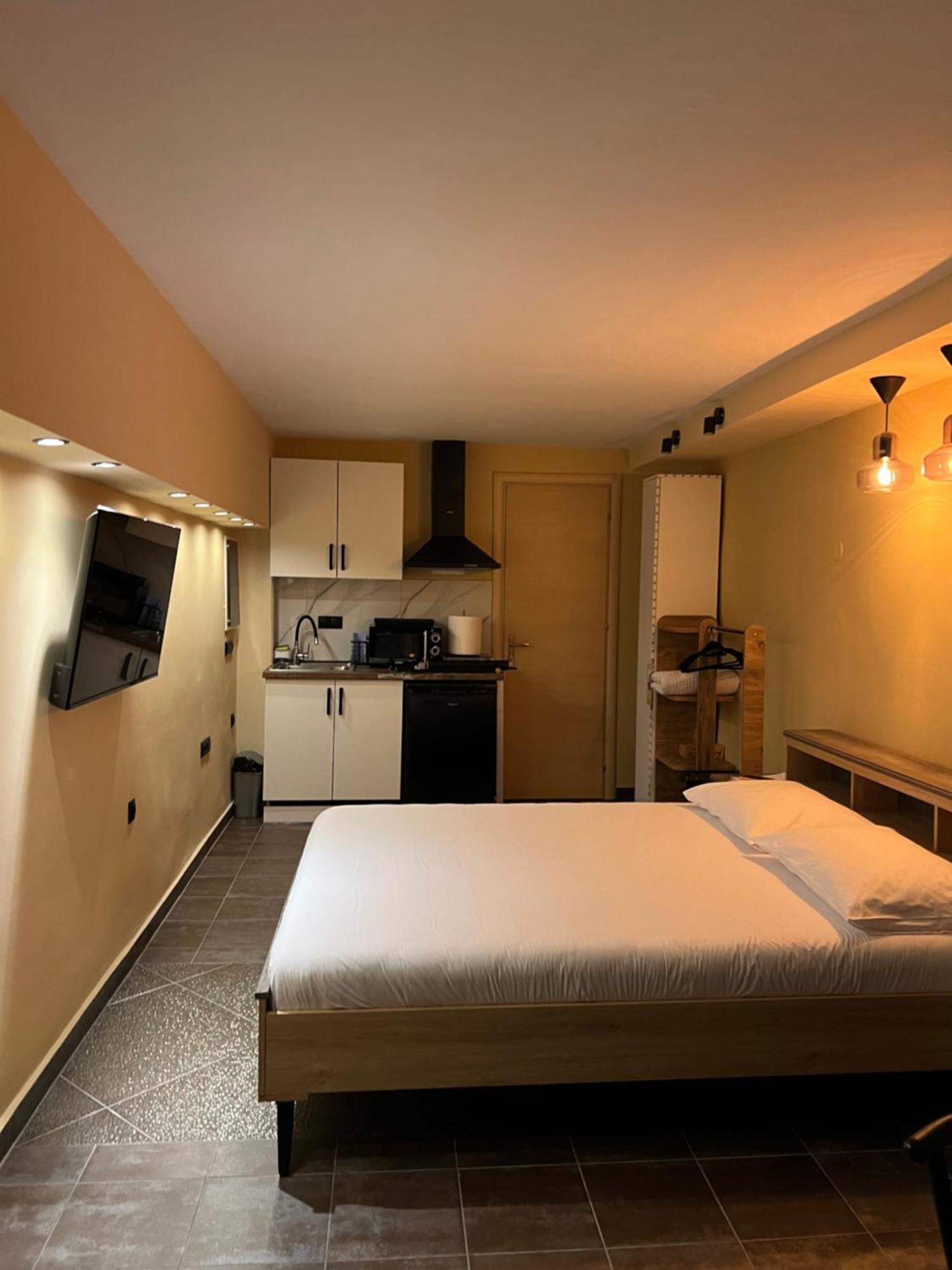 Evexia Apartment Kavála ภายนอก รูปภาพ